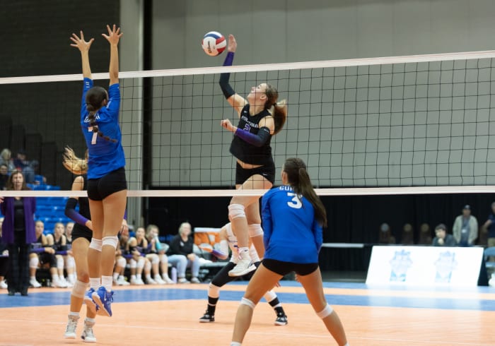 Fayetteville-Conway Volleyball Final__00011